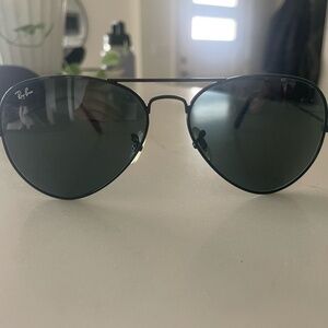 Ray-Ban Aviator RB3025 W0879 58-14 Black